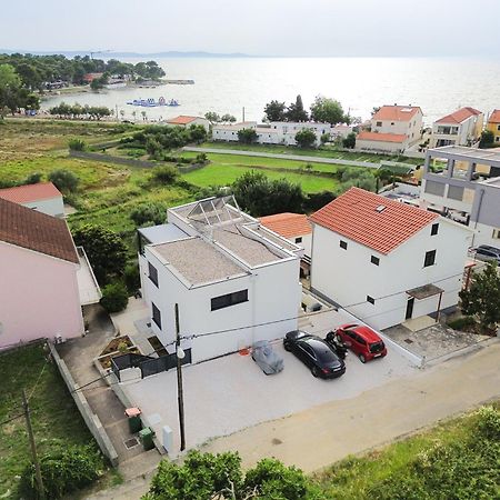 Luxury Apartments Vista 佩特坎内 外观 照片