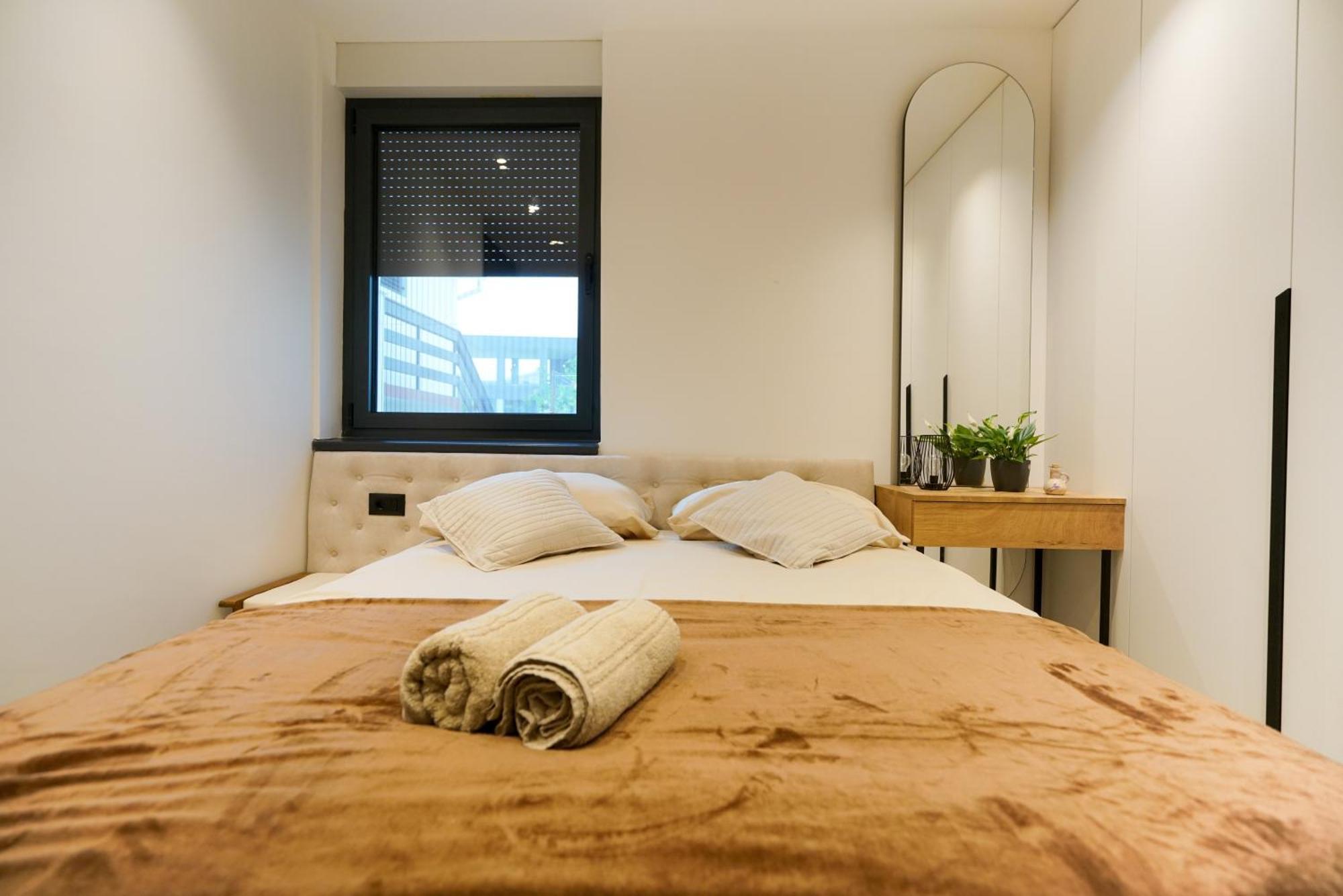 Luxury Apartments Vista 佩特坎内 外观 照片