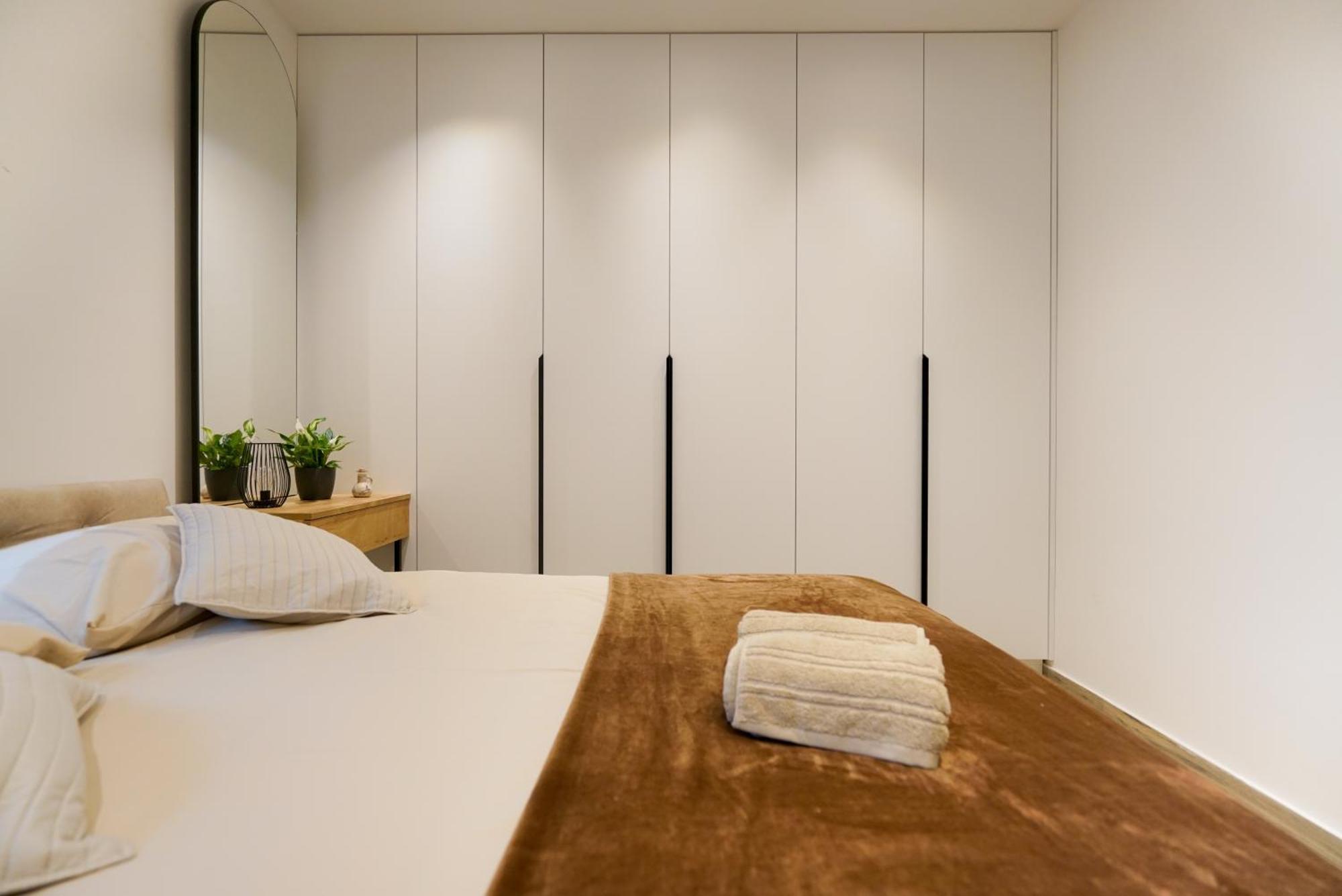 Luxury Apartments Vista 佩特坎内 外观 照片