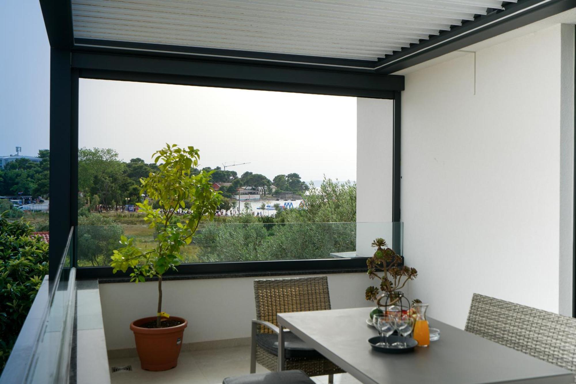 Luxury Apartments Vista 佩特坎内 外观 照片