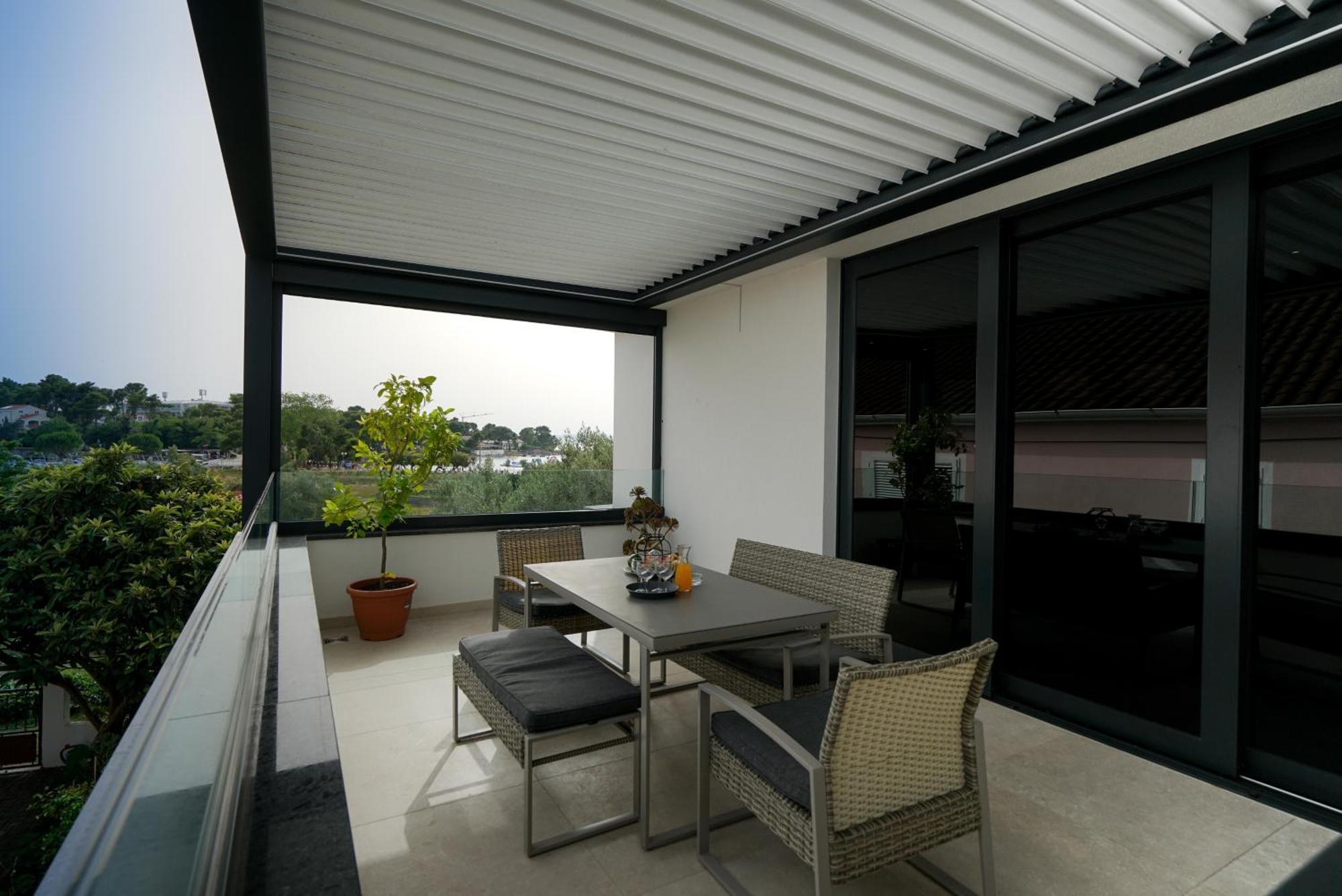 Luxury Apartments Vista 佩特坎内 外观 照片