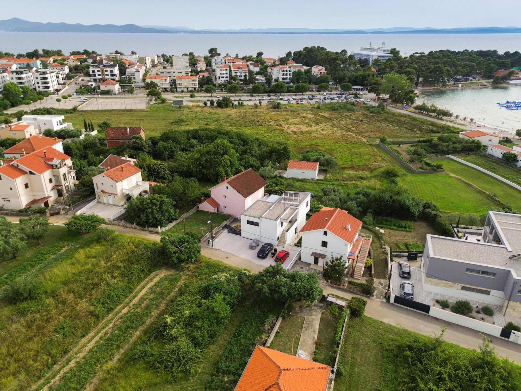 Luxury Apartments Vista 佩特坎内 外观 照片